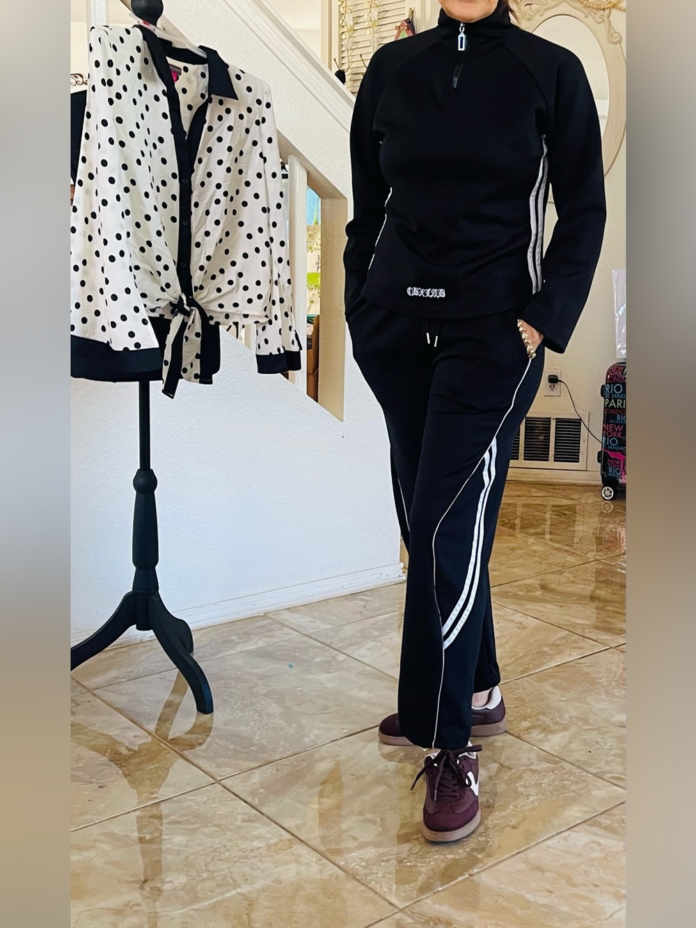 Set Black Track Pants with White Stripe -and jacket, Women's Casual Joggers